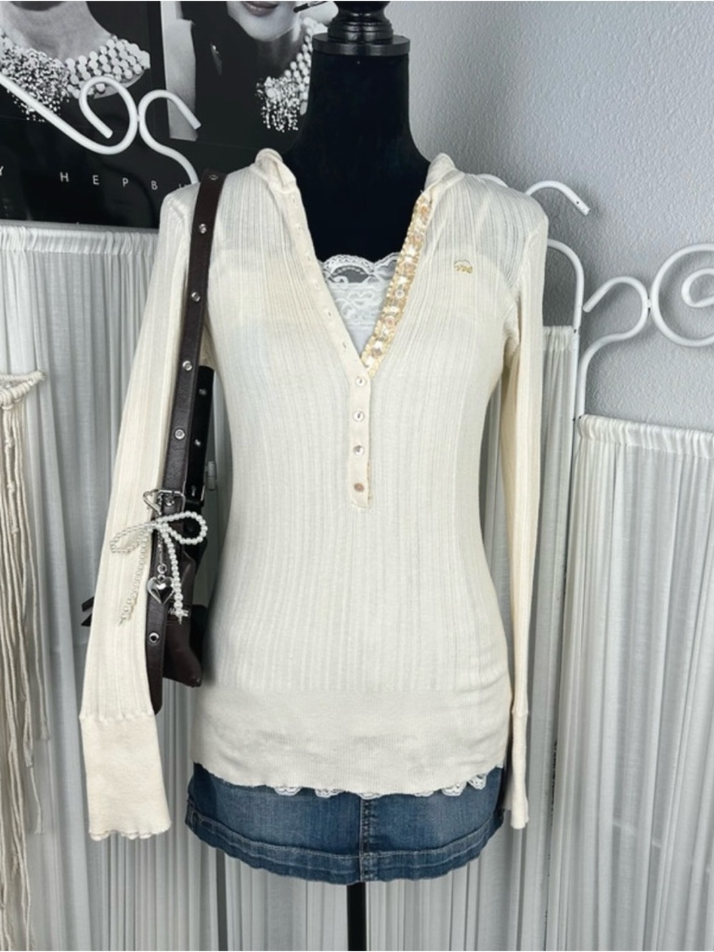 sweater project y2k cotton off white/cream colored hooded button henley sweater